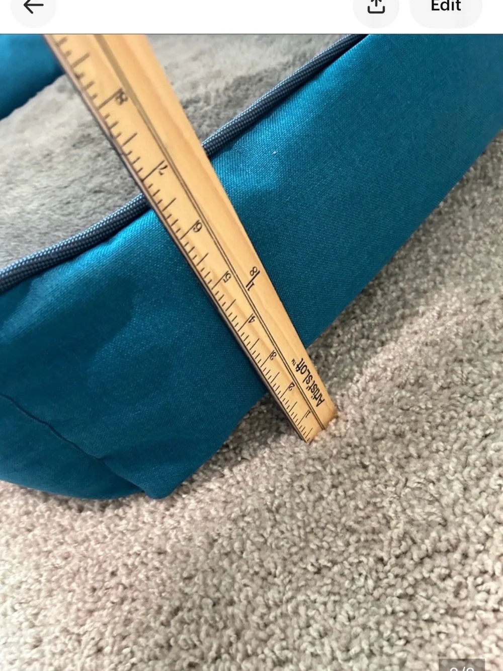 Pet Bed with Gray Plush Insert